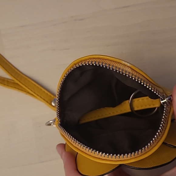 Y2K Unbranded Faux Leather Mustard Yellow Floral Wristlet - Picture 6 of 10